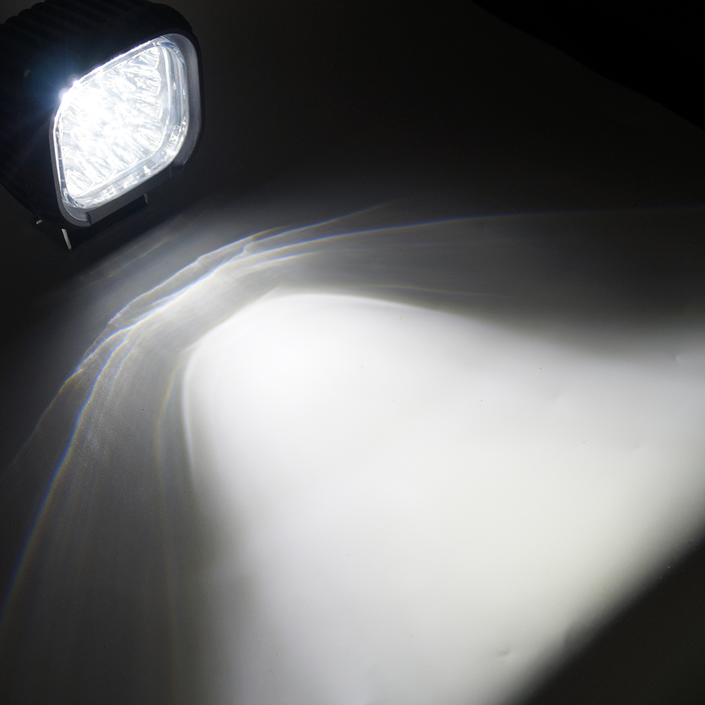 Trabajo LED blanco de 5 pulgadas Luz de conducción para camiones