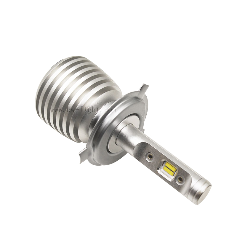 Farto de automóvil LED luminoso R9 70W 3000